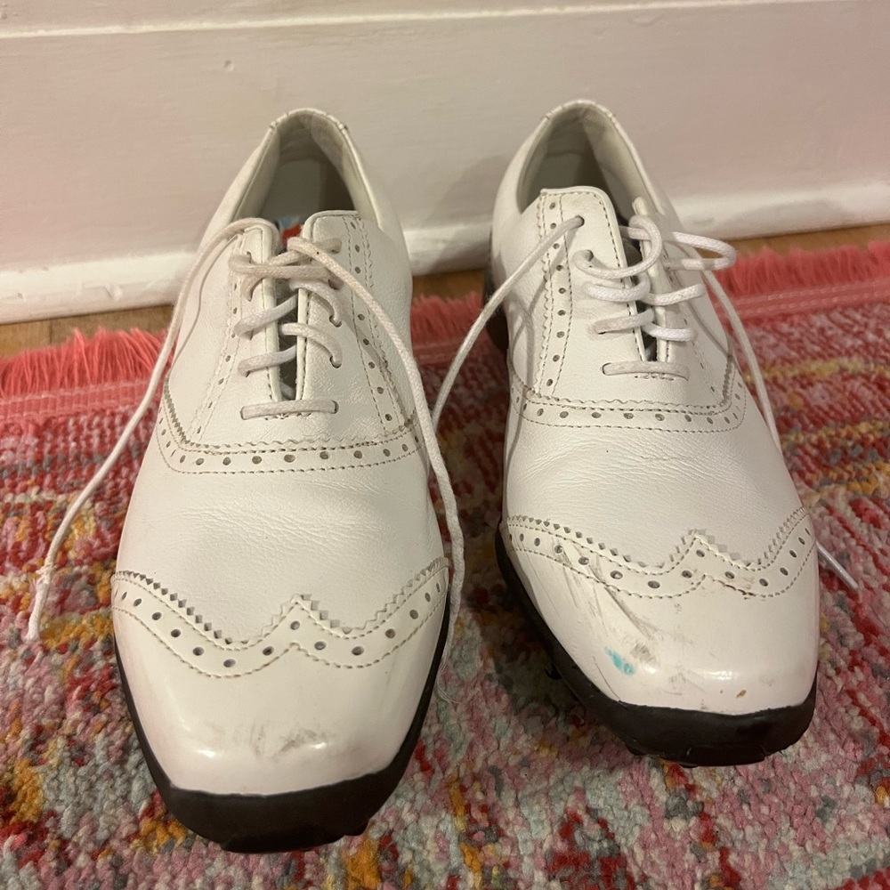 Golf Shoes. FootJoy Classic White Leather